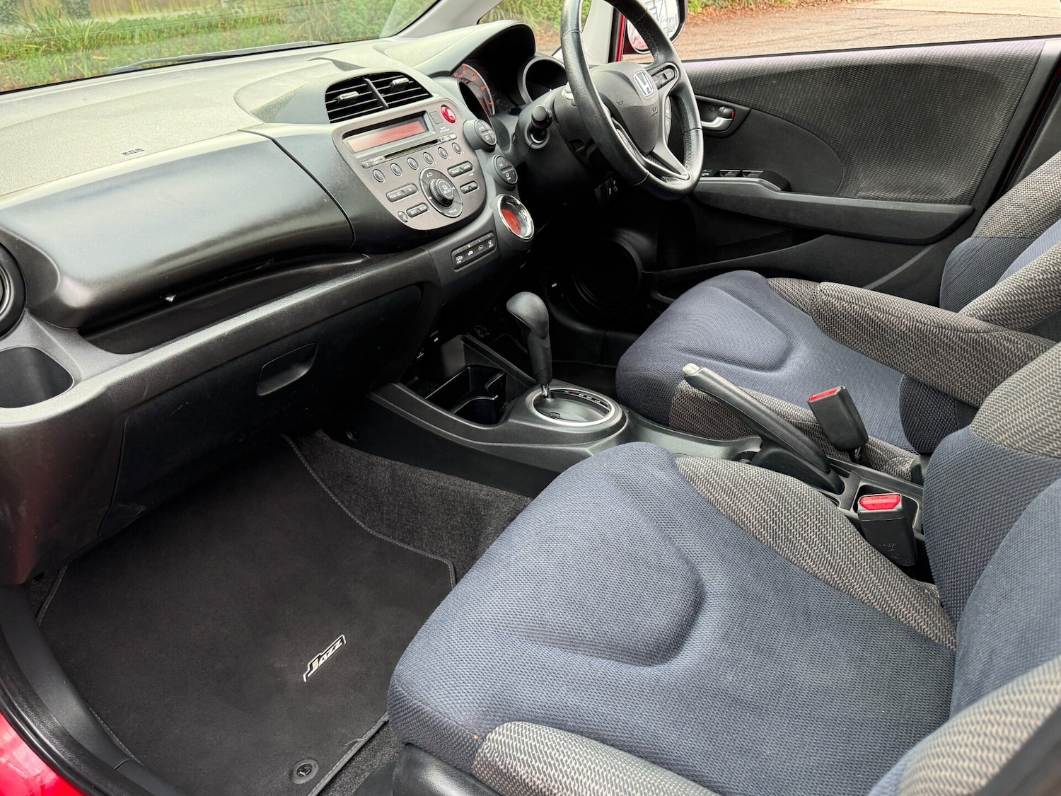 Used Honda Jazz 2015 for sale - 77069885: Photo 31