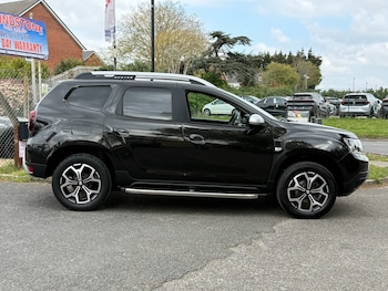 Used Dacia Duster 2018 for sale - 78343521: Photo
