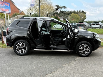 Used Dacia Duster 2018 for sale - 78343521: Photo