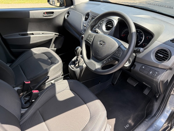 Used Hyundai i10 2017 for sale - 75425544: Photo 14
