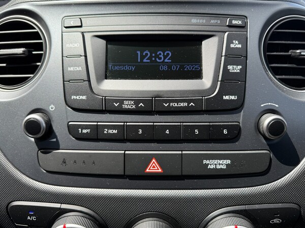 Used Hyundai i10 2017 for sale - 75425544: Photo 16