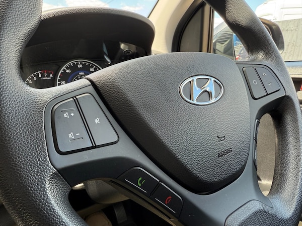 Used Hyundai i10 2017 for sale - 75425544: Photo 29