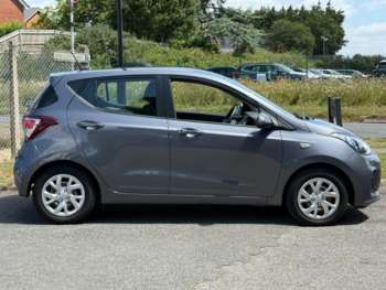 Used Hyundai i10 2017 for sale - 75425544: Photo