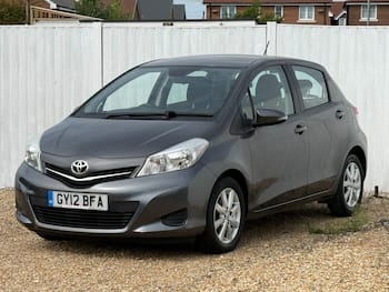 Used Toyota Yaris 2012 for sale - 79692741: Photo