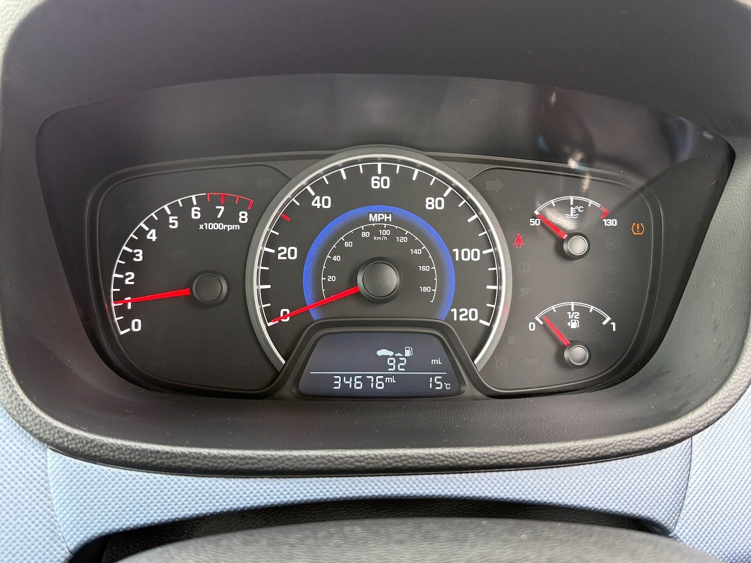 Used Hyundai i10 2014 for sale - 76555297: Photo 11