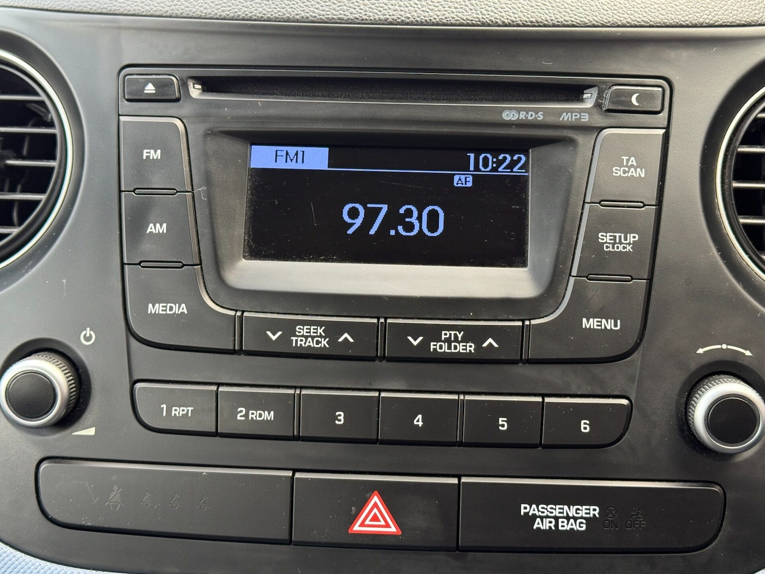 Used Hyundai i10 2014 for sale - 76555297: Photo 14