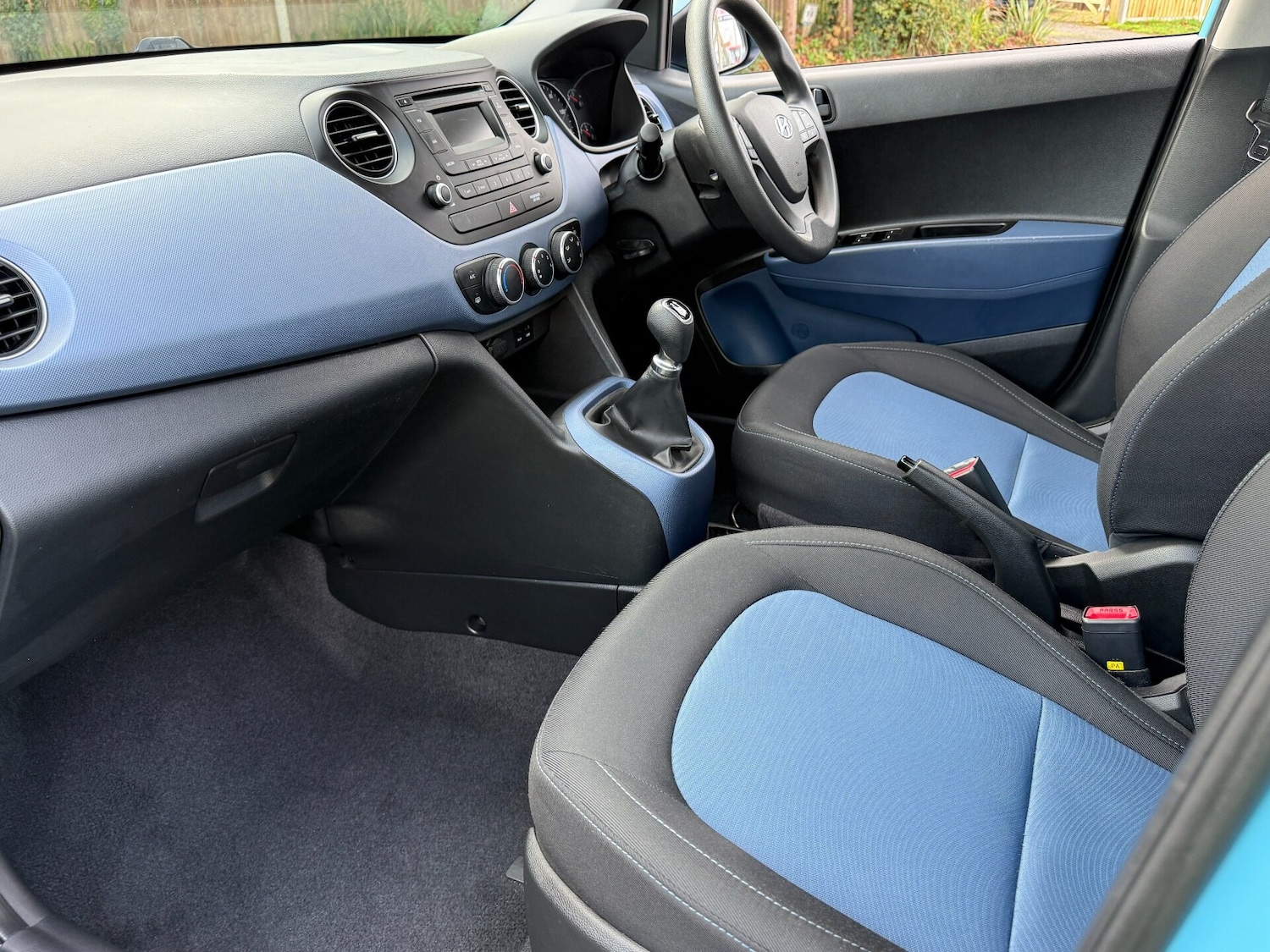 Used Hyundai i10 2014 for sale - 76555297: Photo 16