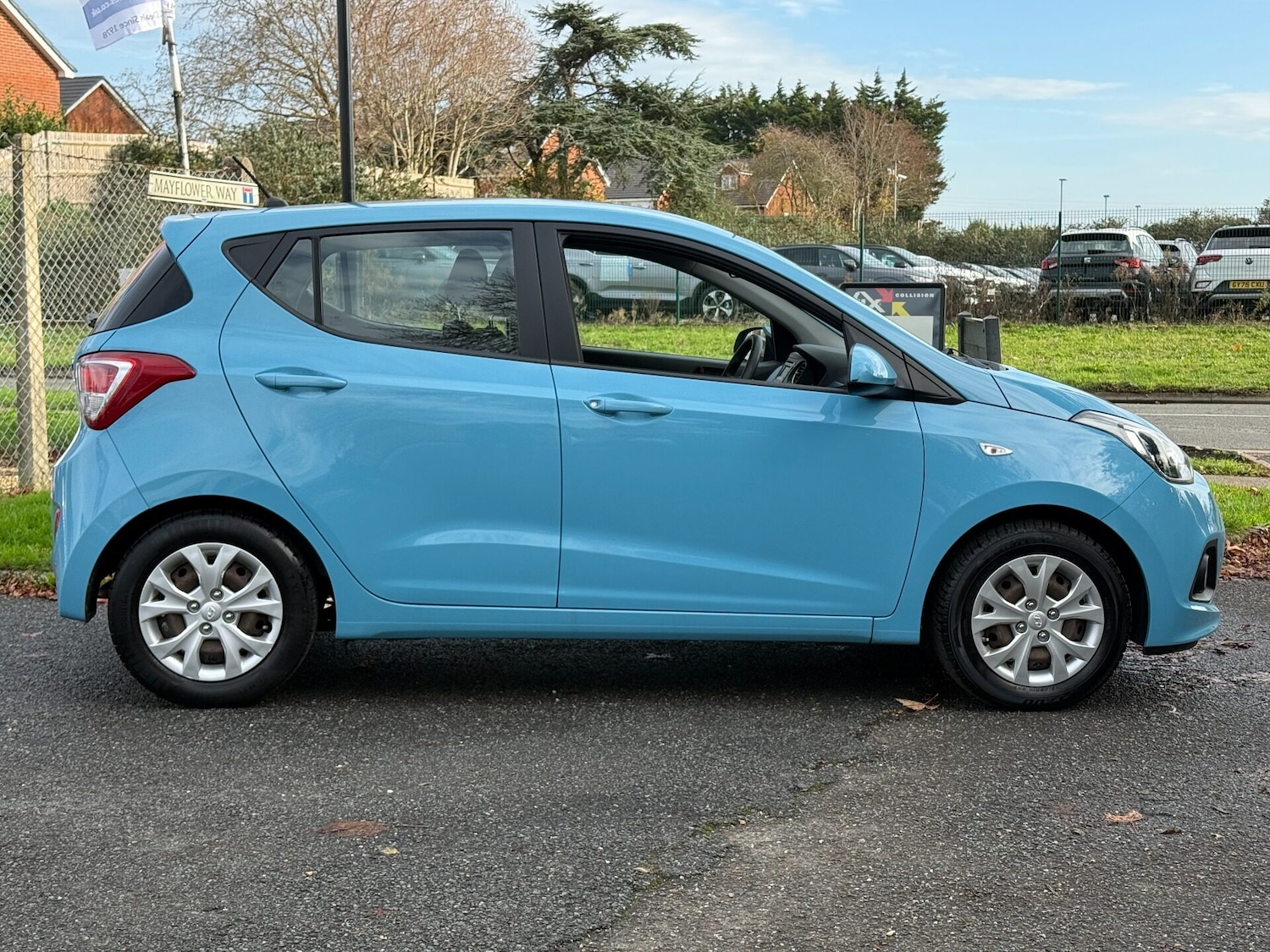 Used Hyundai i10 2014 for sale - 76555297: Photo 2