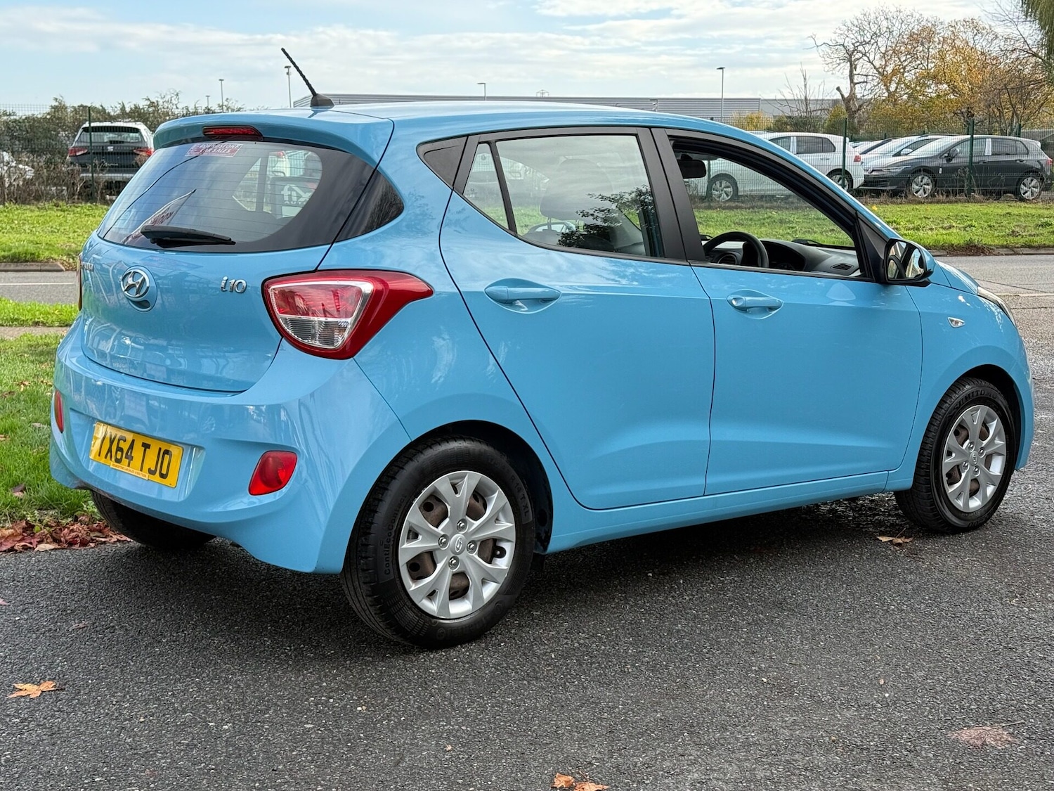 Used Hyundai i10 2014 for sale - 76555297: Photo 4