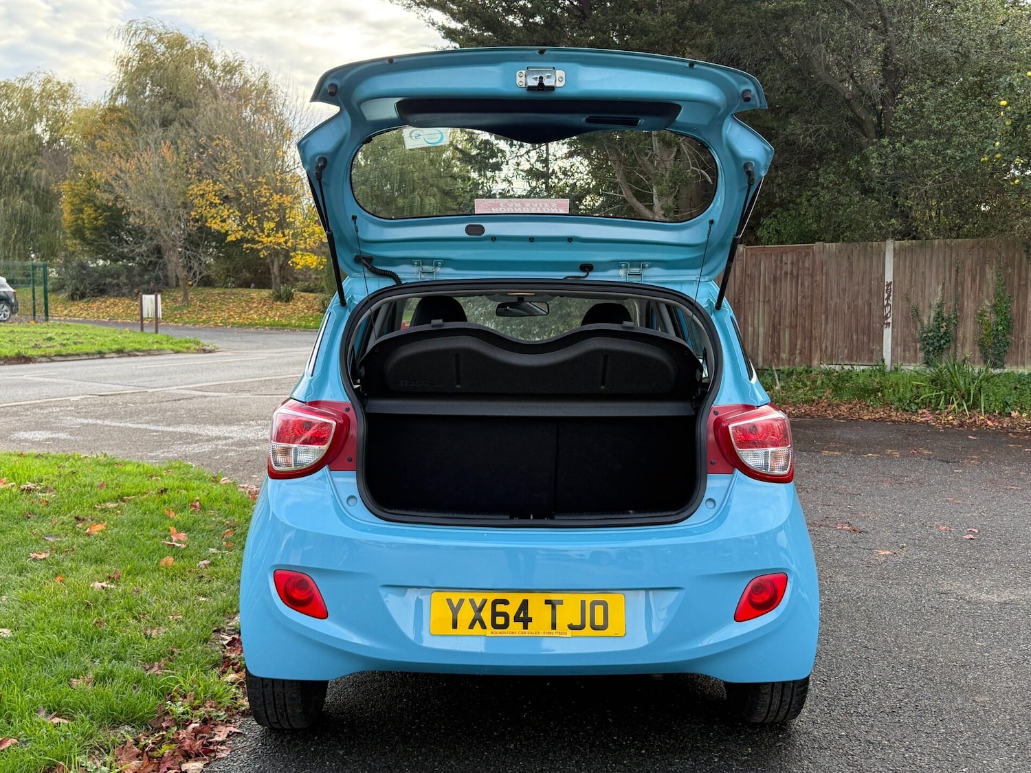 Used Hyundai i10 2014 for sale - 76555297: Photo 43