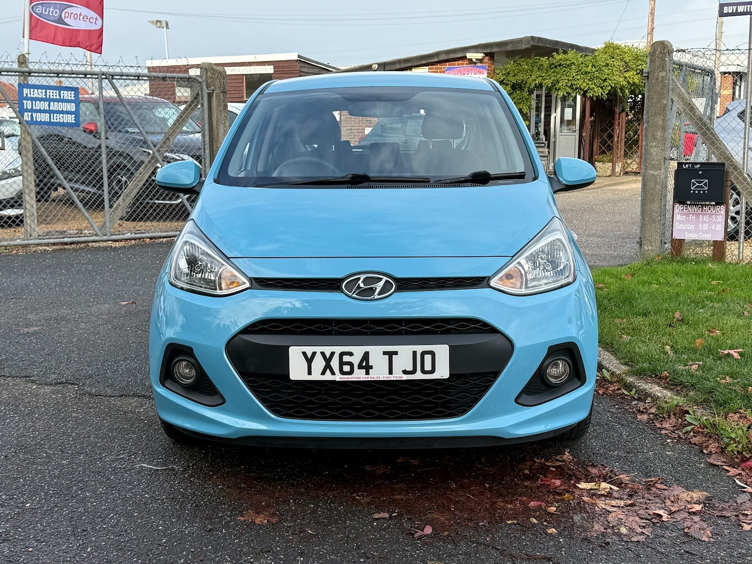 Used Hyundai i10 2014 for sale - 76555297: Photo 9