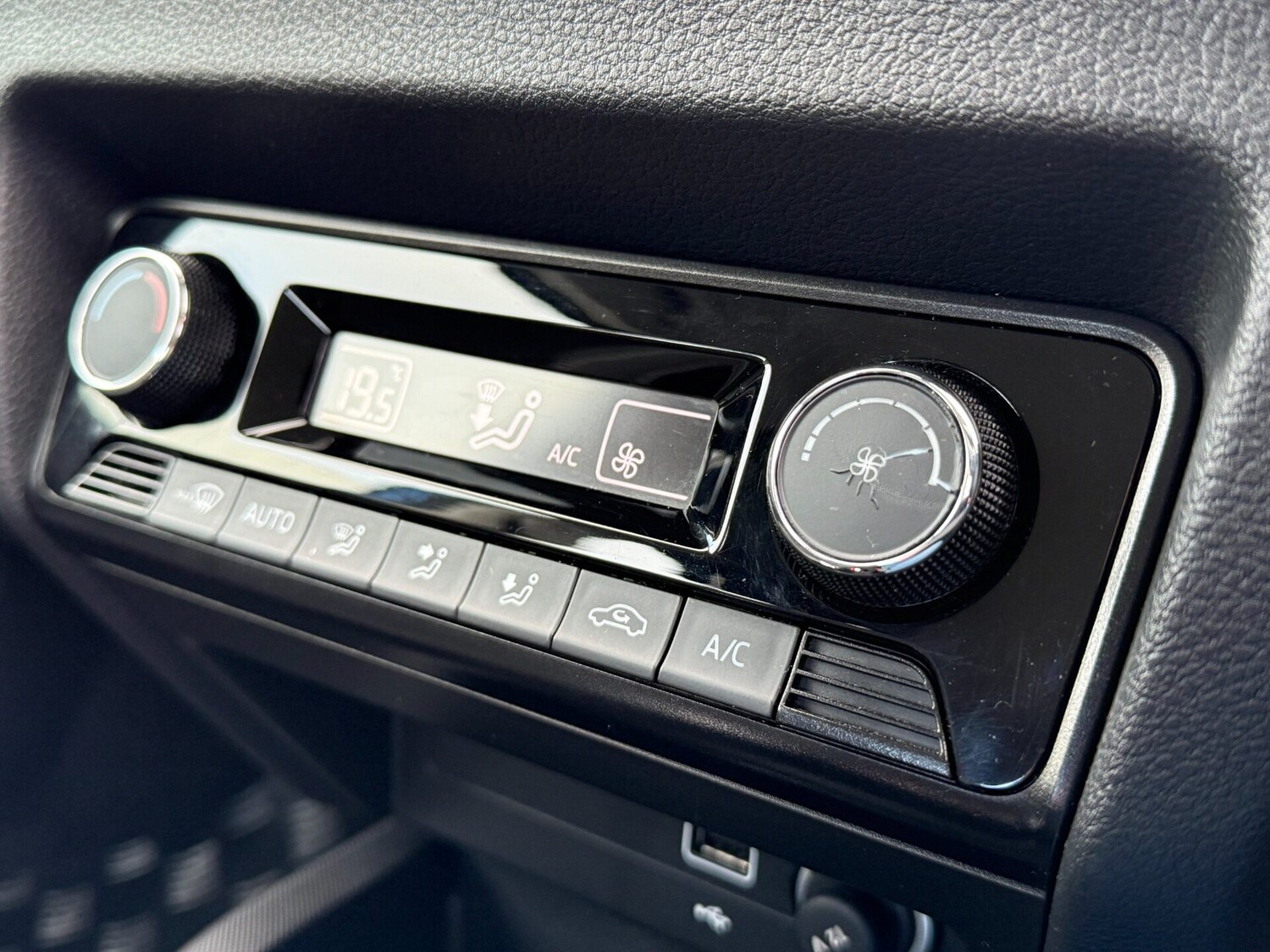 Used Skoda Fabia 2021 for sale - 77355117: Photo 28