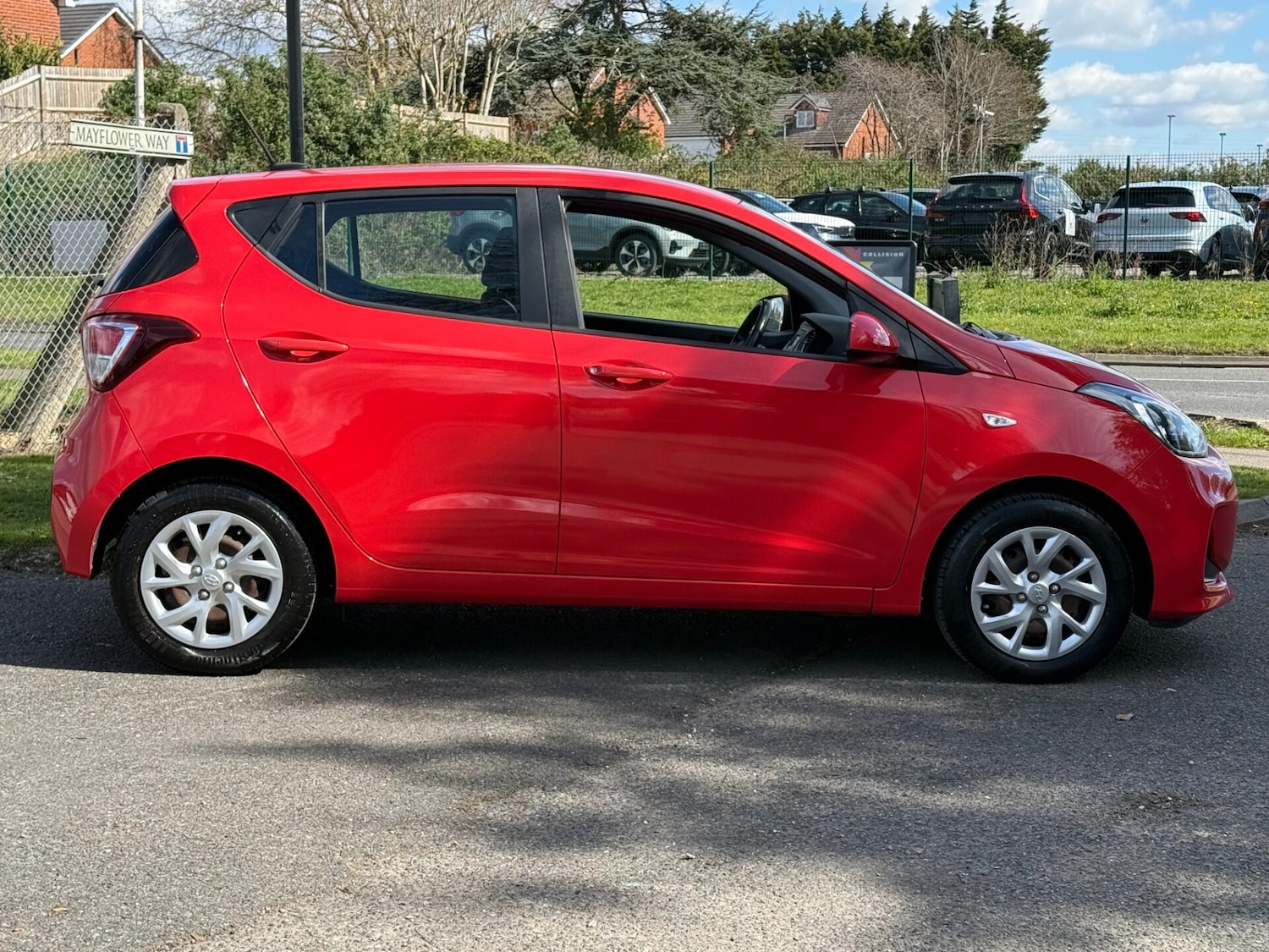 Used Hyundai i10 2018 for sale - 78027496: Photo 2