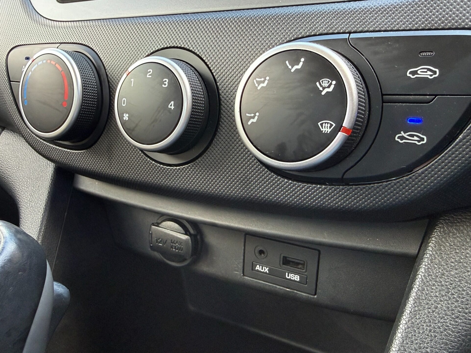 Used Hyundai i10 2018 for sale - 78027496: Photo 21