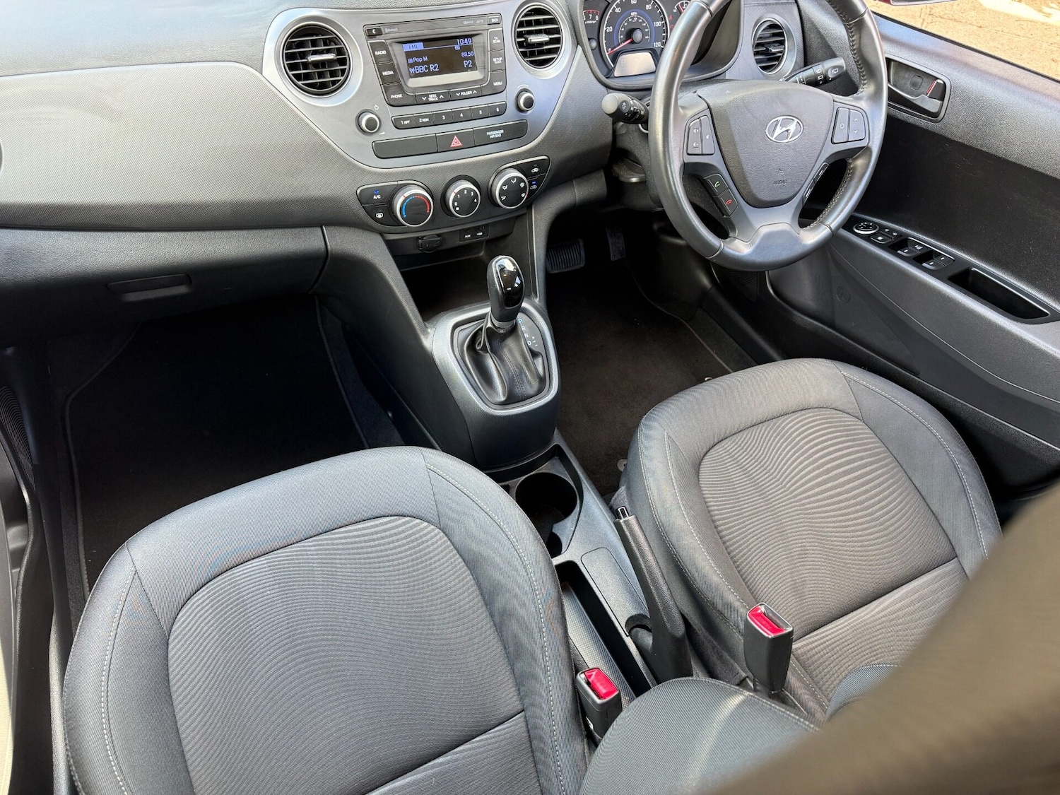 Used Hyundai i10 2018 for sale - 78027496: Photo 25