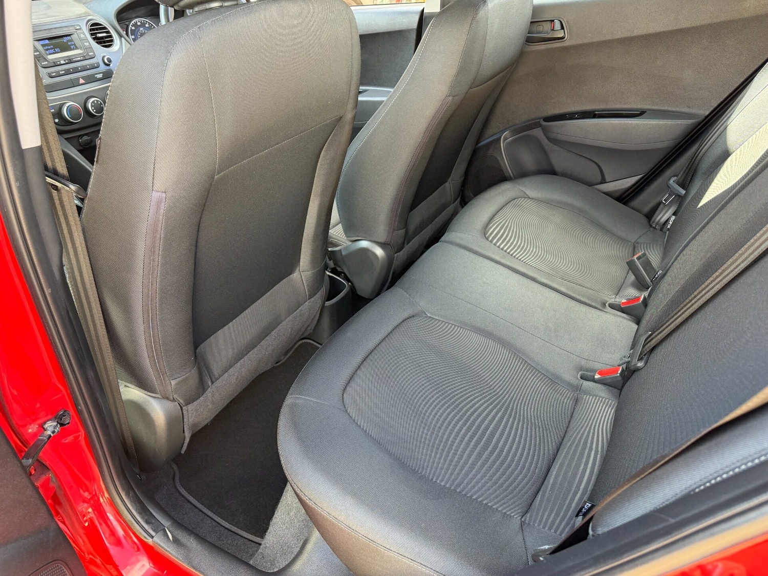 Used Hyundai i10 2018 for sale - 78027496: Photo 31