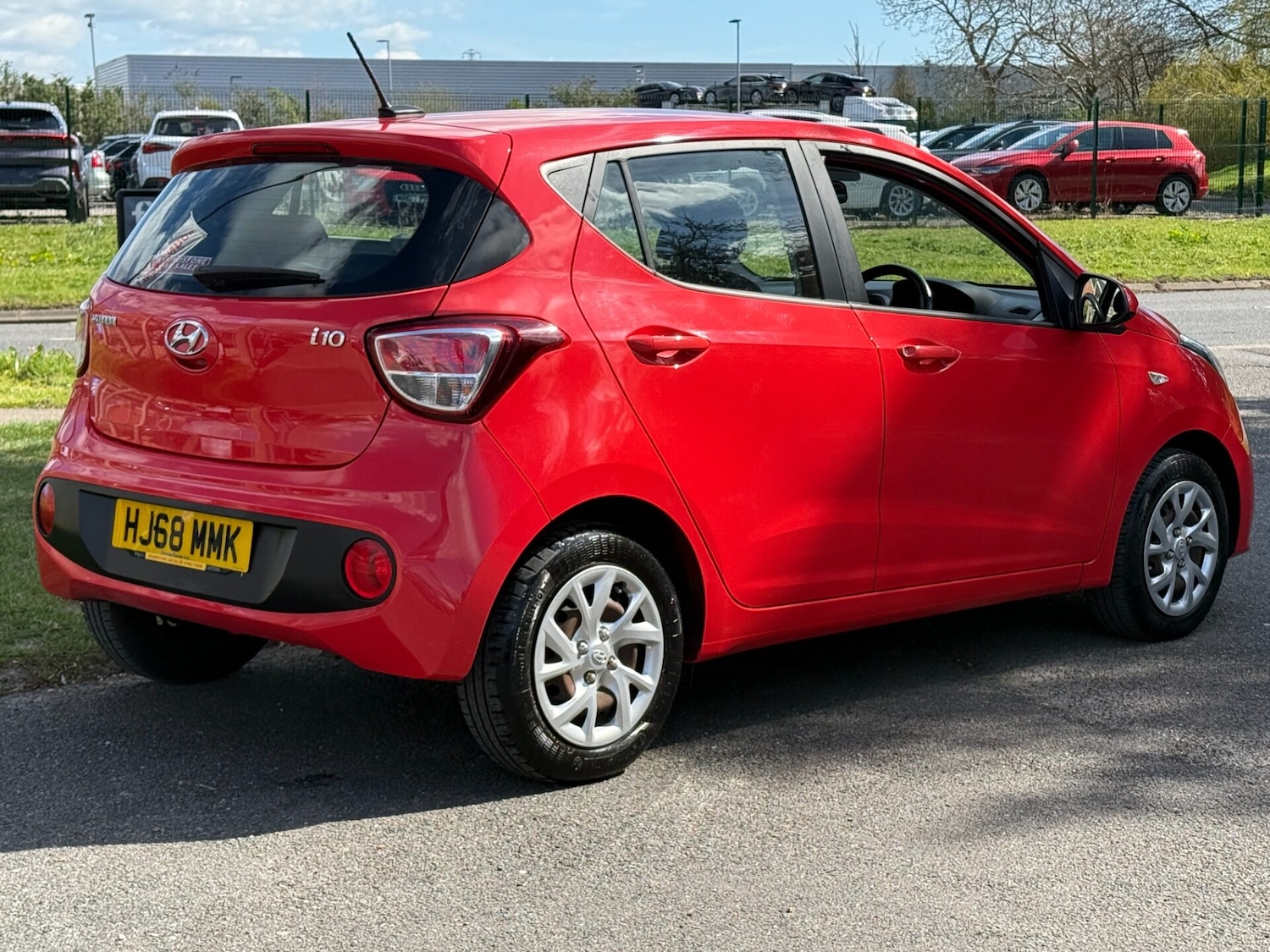 Used Hyundai i10 2018 for sale - 78027496: Photo 4