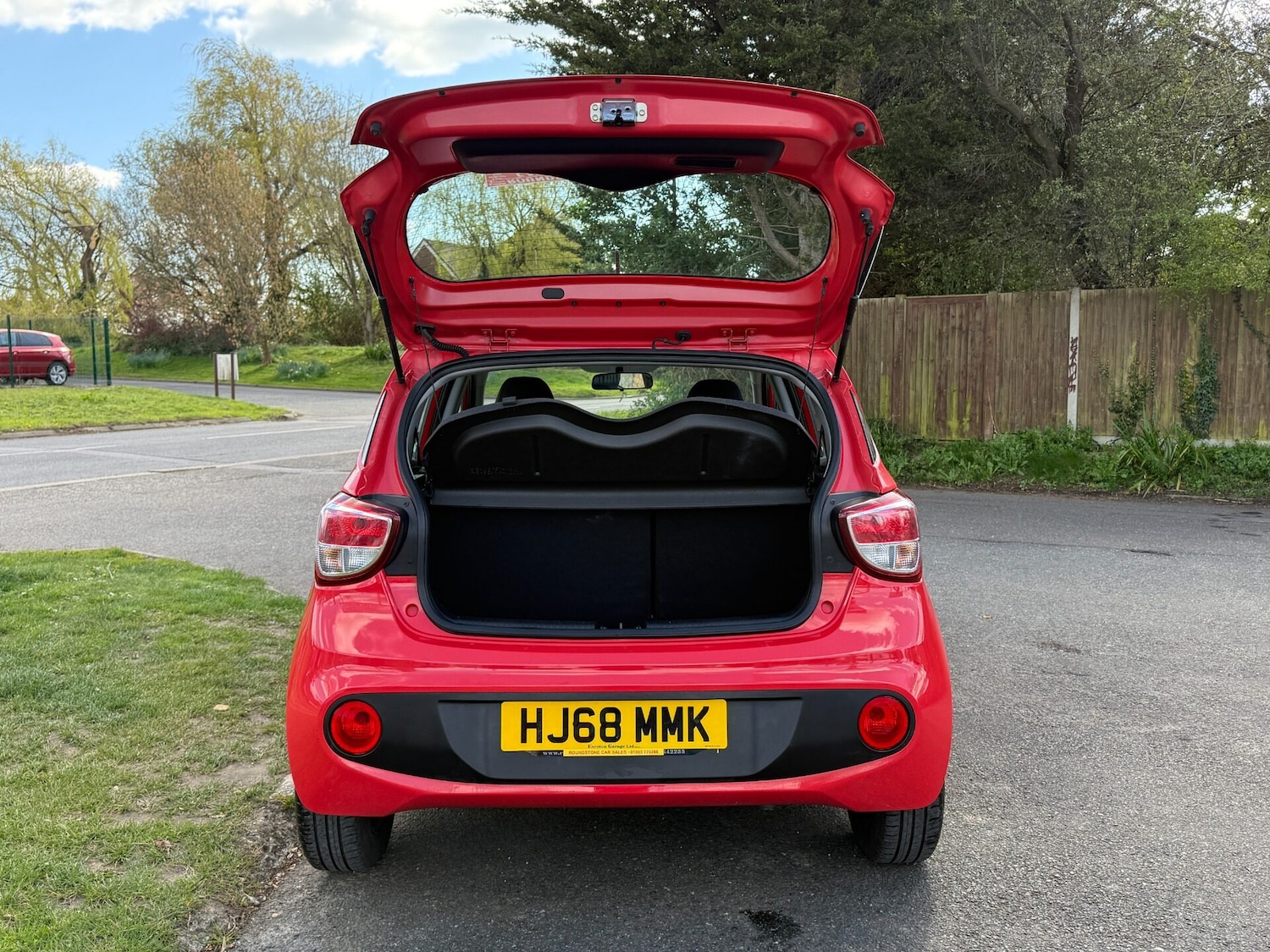 Used Hyundai i10 2018 for sale - 78027496: Photo 43