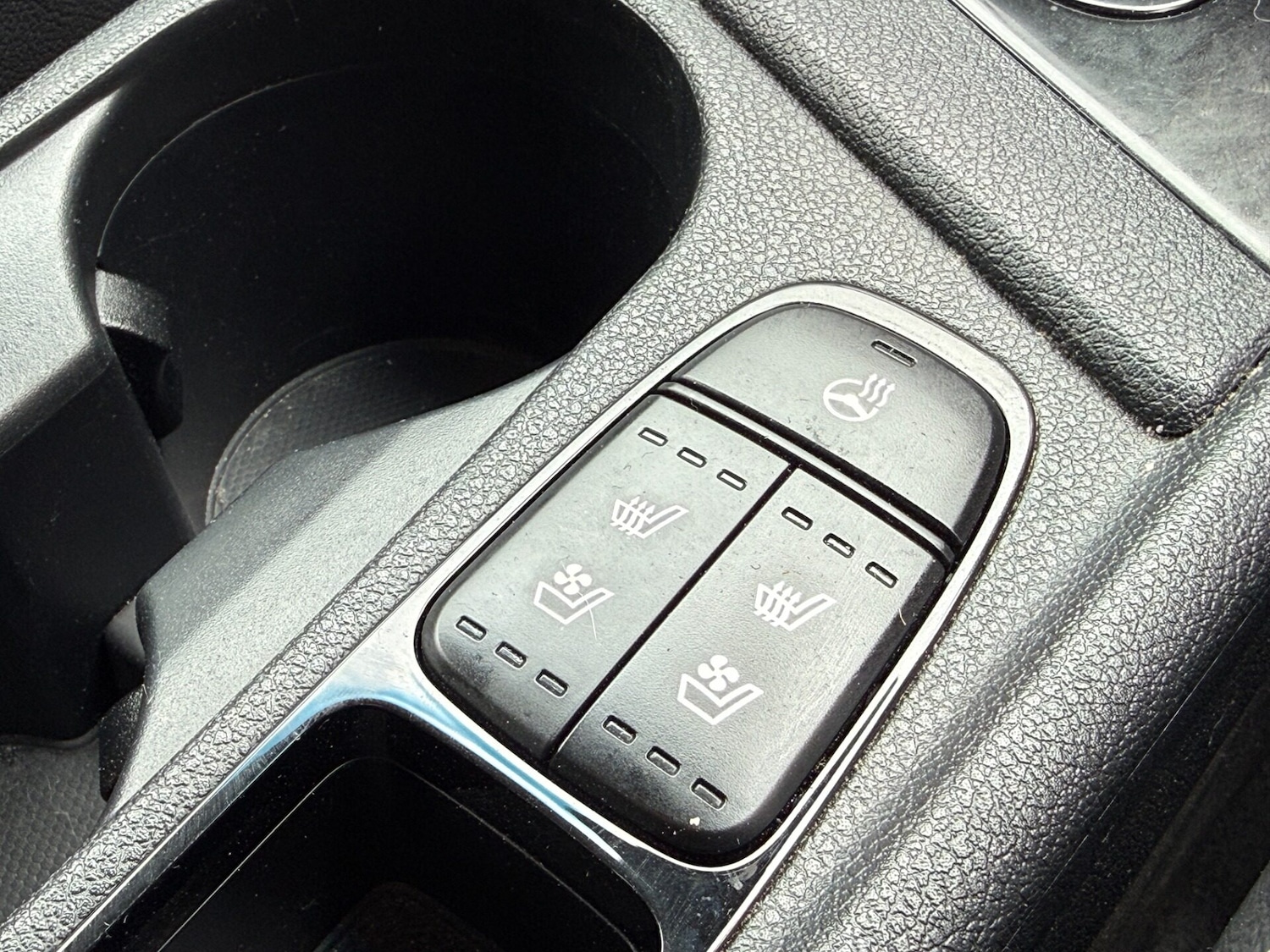 Used Kia Niro 2018 for sale - 77998658: Photo 34