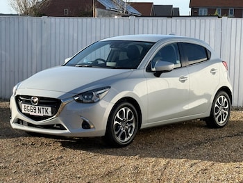 Used Mazda Mazda2 2019 for sale - 76932227: Photo
