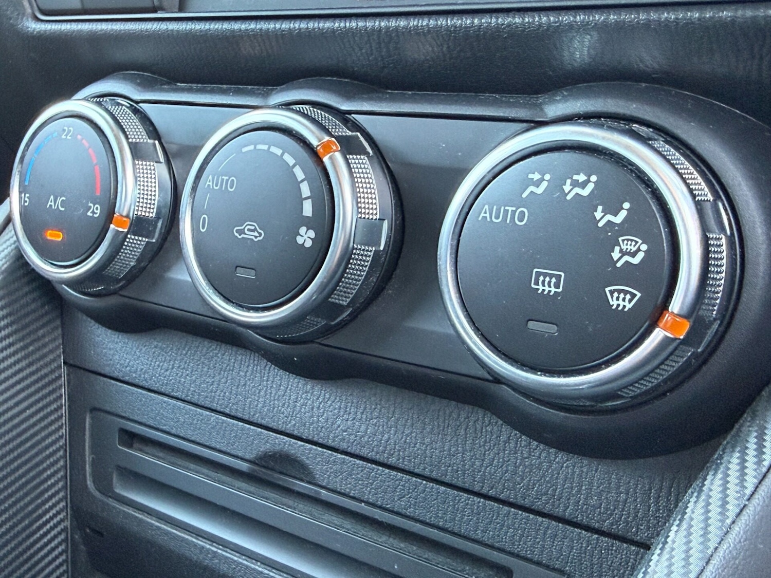 Used Mazda Mazda2 2019 for sale - 76932227: Photo 24