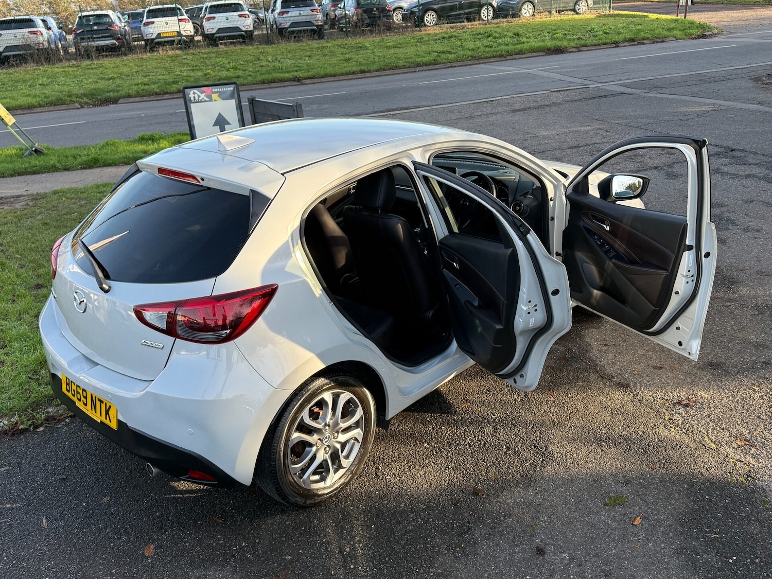 Used Mazda Mazda2 2019 for sale - 76932227: Photo 27