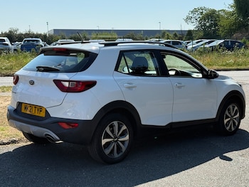 Used Kia Stonic 2021 for sale - 79167645: Photo