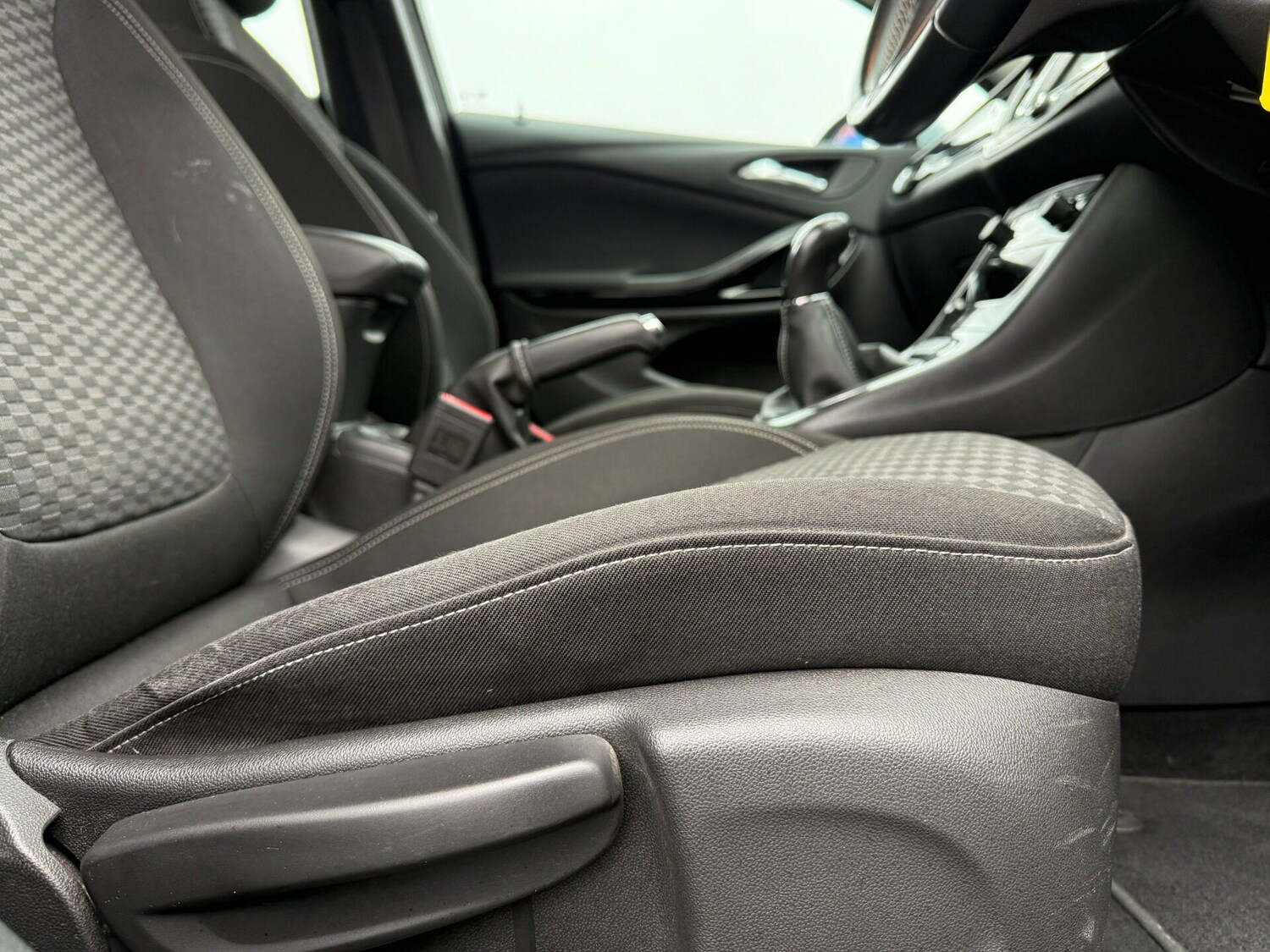 Used Vauxhall Astra 2018 for sale - 77555953: Photo 16