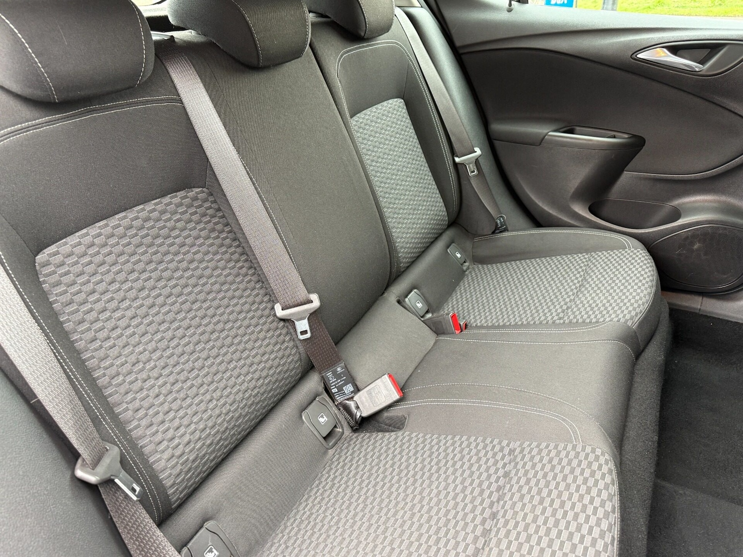 Used Vauxhall Astra 2018 for sale - 77555953: Photo 18