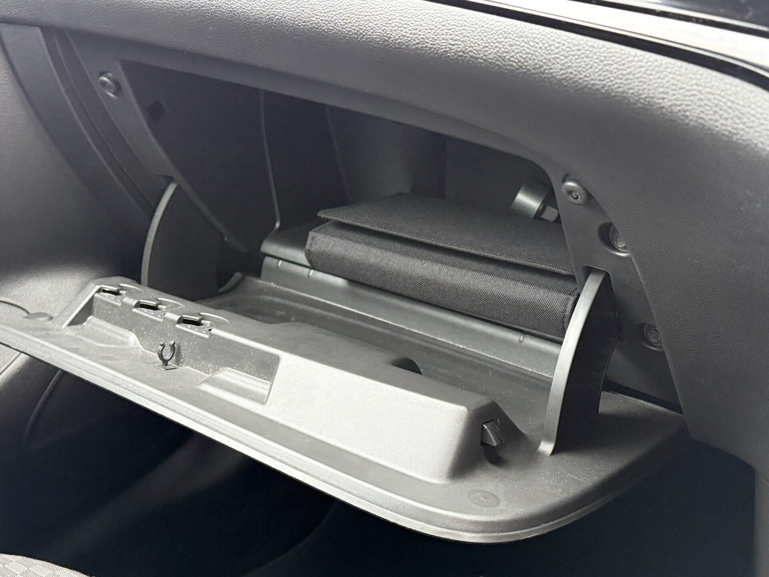 Used Vauxhall Astra 2018 for sale - 77555953: Photo 42