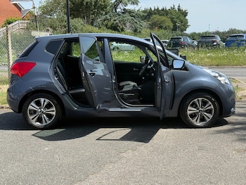 Used Kia Venga 2016 for sale - 79055952: Photo