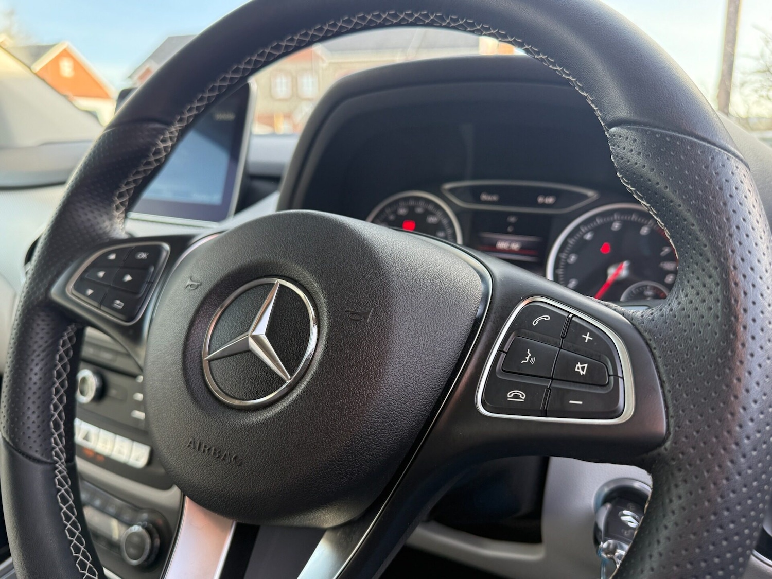 Used Mercedes-Benz B Class 2016 for sale - 77579675: Photo 24