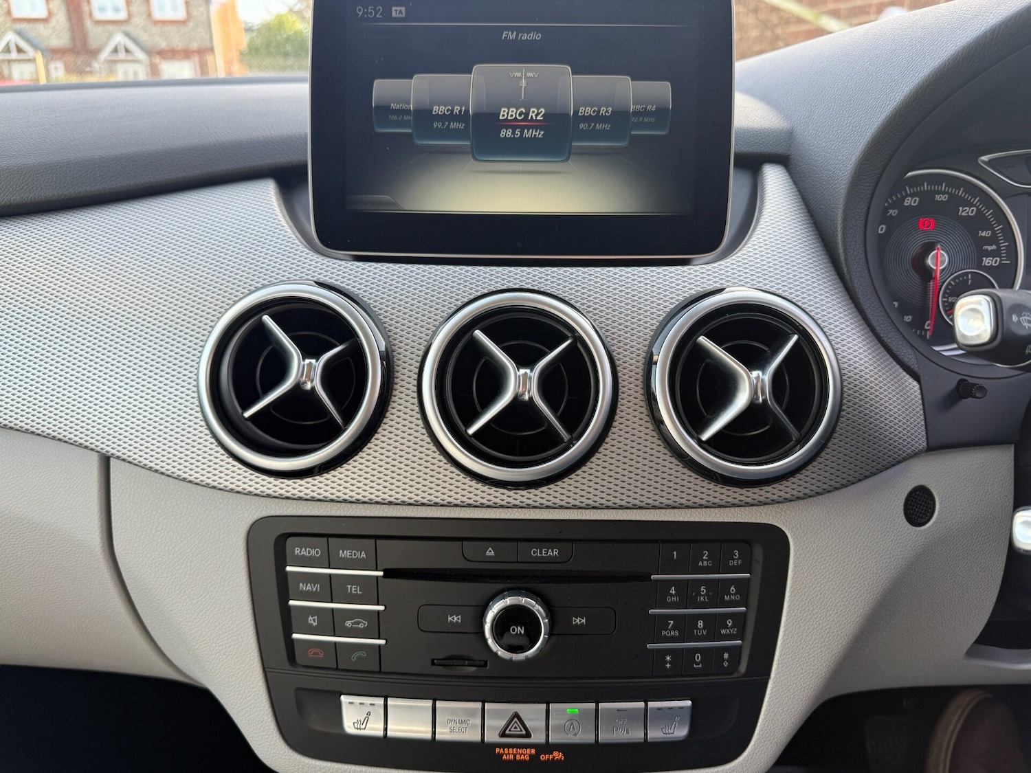 Used Mercedes-Benz B Class 2016 for sale - 77579675: Photo 25