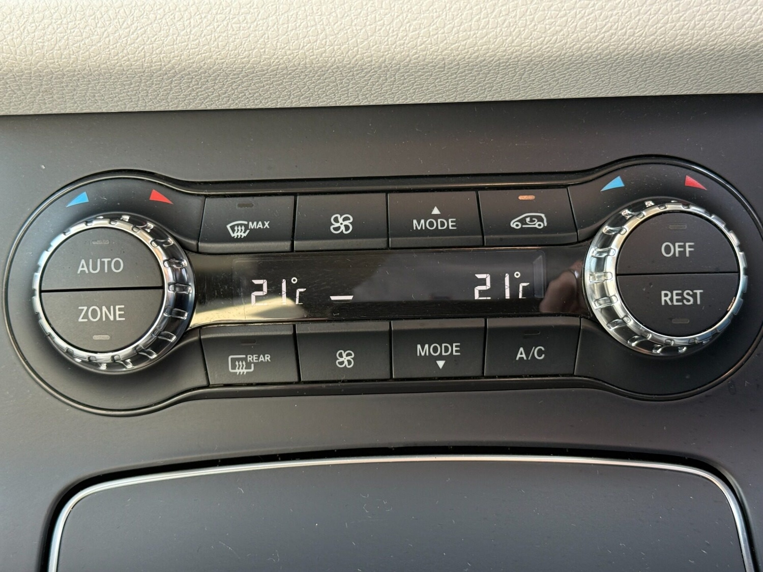 Used Mercedes-Benz B Class 2016 for sale - 77579675: Photo 32