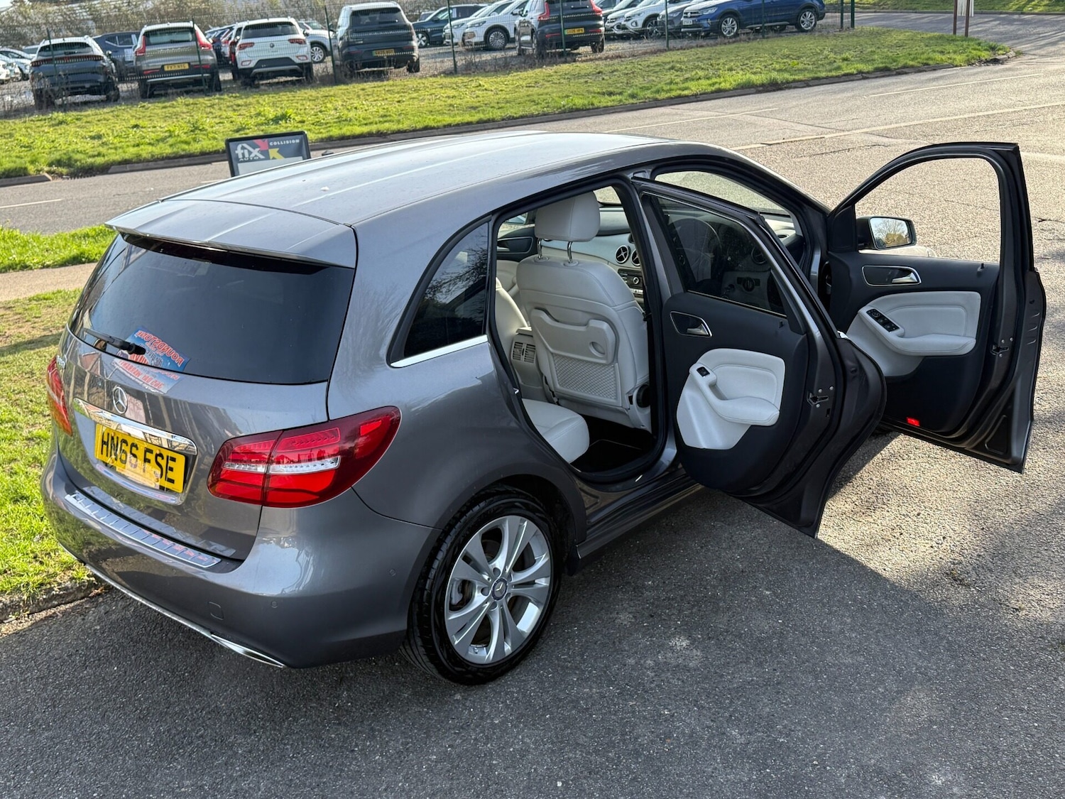 Used Mercedes-Benz B Class 2016 for sale - 77579675: Photo 35