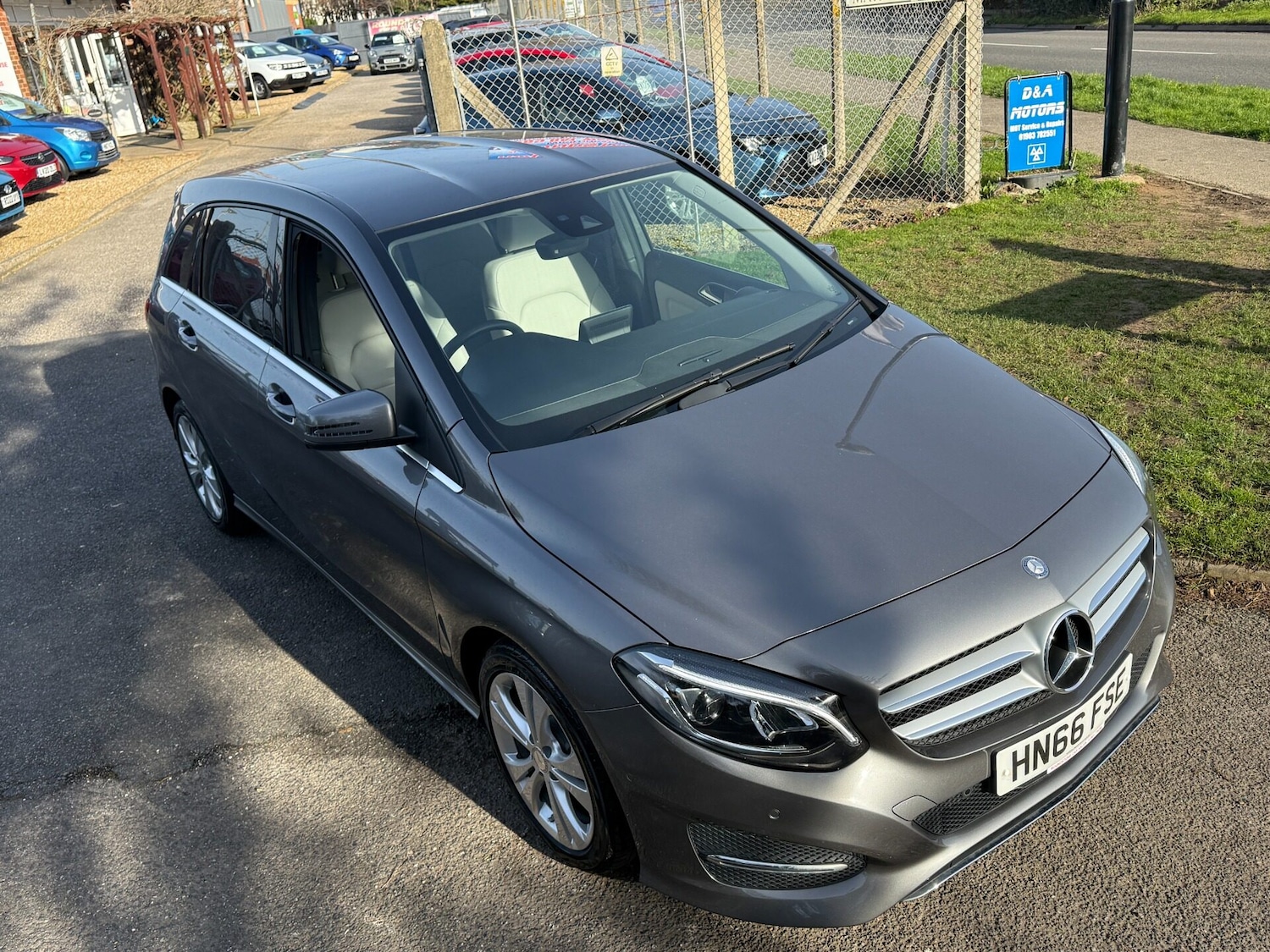 Used Mercedes-Benz B Class 2016 for sale - 77579675: Photo 38