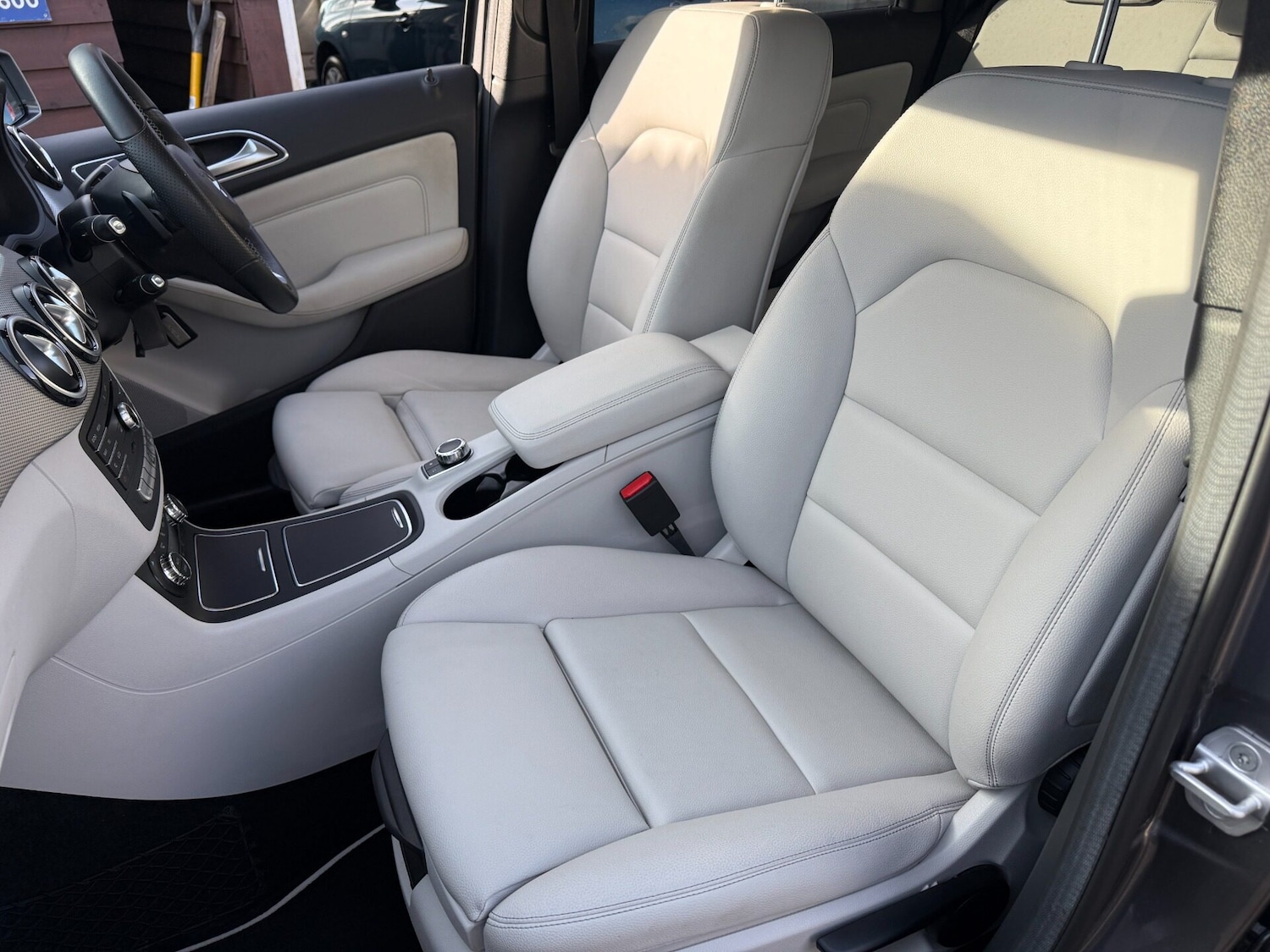 Used Mercedes-Benz B Class 2016 for sale - 77579675: Photo 45