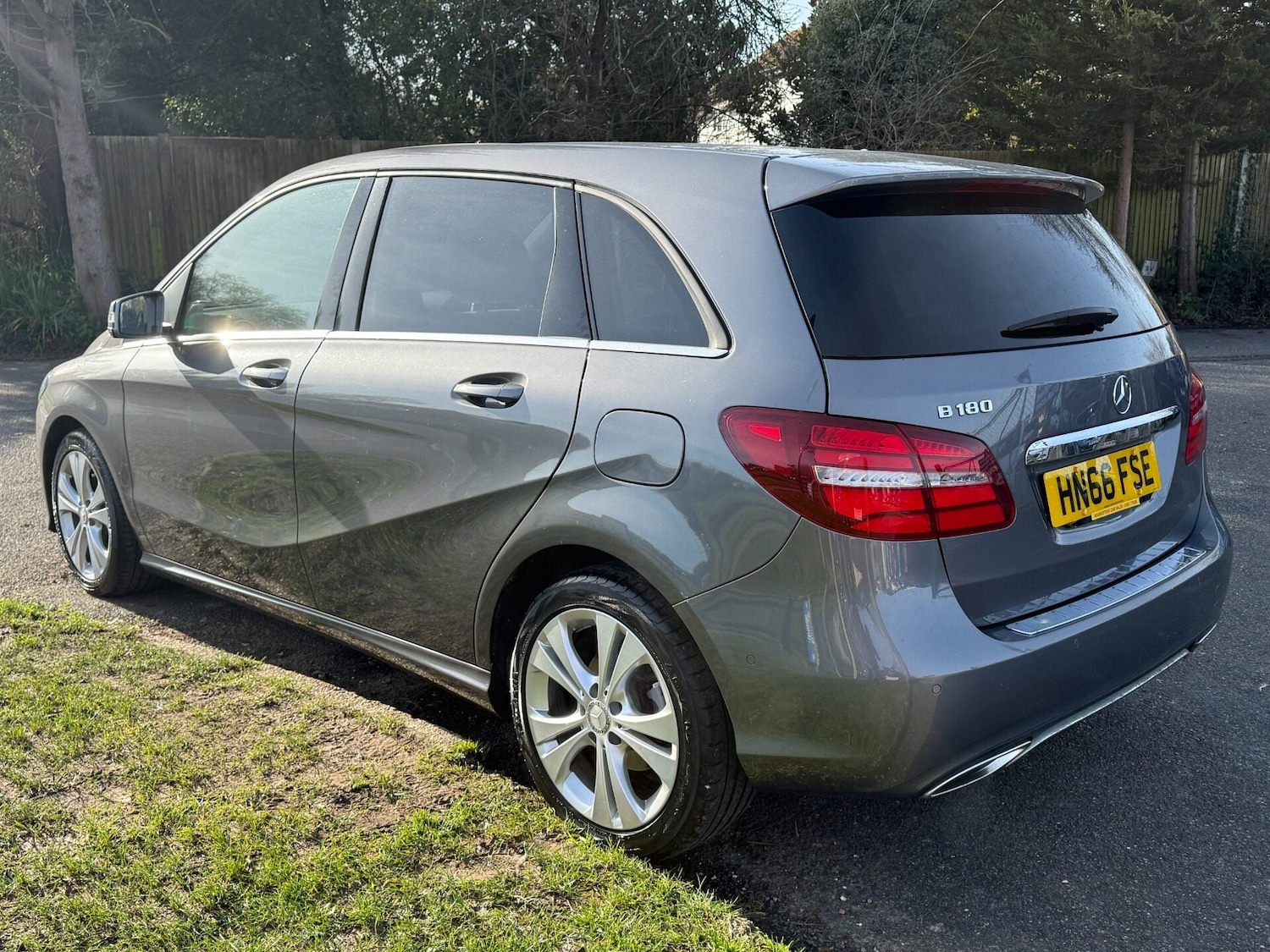 Used Mercedes-Benz B Class 2016 for sale - 77579675: Photo 6