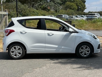 Used Hyundai i10 2016 for sale - 79342689: Photo