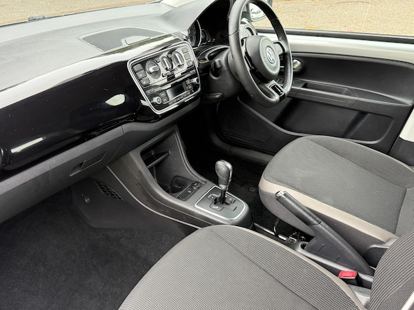 Used Volkswagen up! 2014 for sale - 76148704: Photo 18