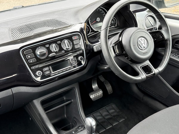 Used Volkswagen up! 2014 for sale - 76148704: Photo 22