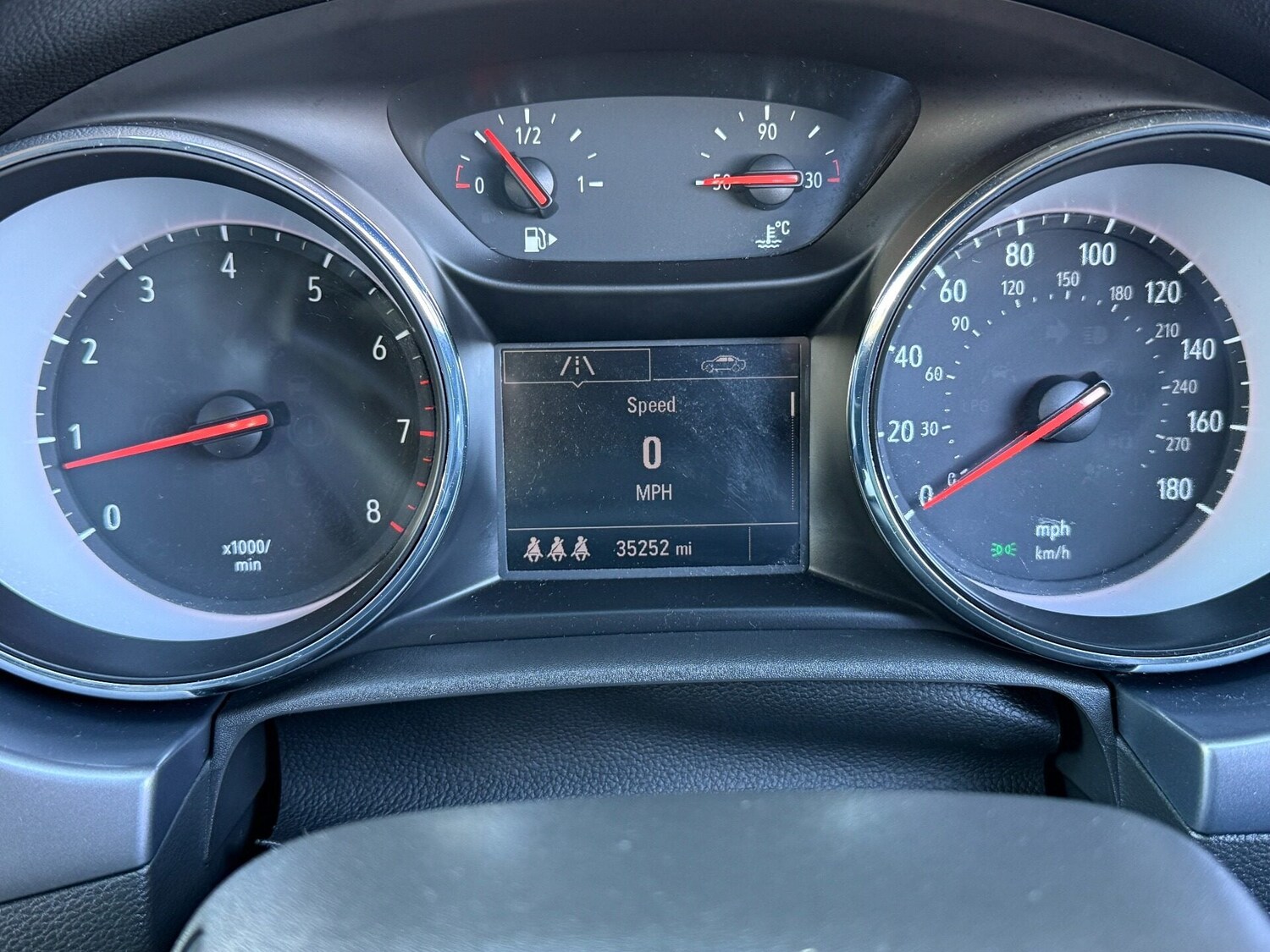 Used Vauxhall Astra 2017 for sale - 78054343: Photo 11