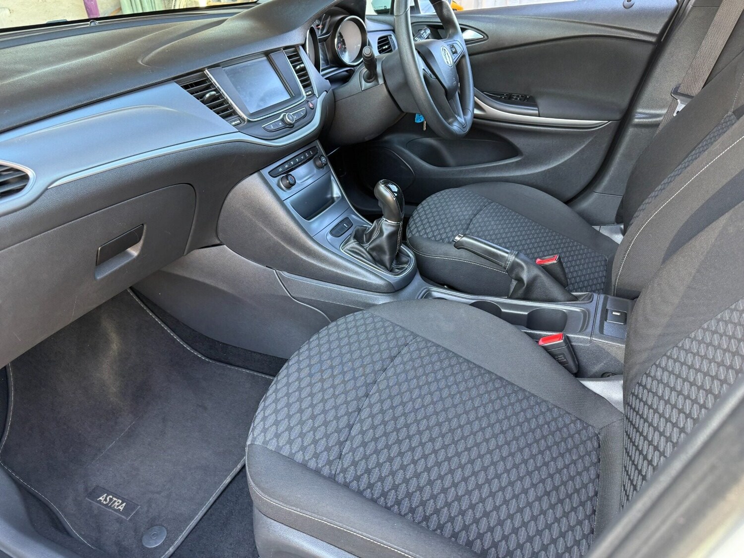 Used Vauxhall Astra 2017 for sale - 78054343: Photo 15