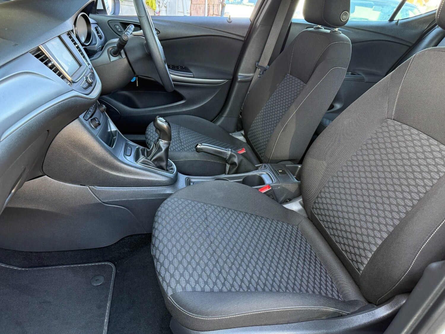 Used Vauxhall Astra 2017 for sale - 78054343: Photo 19