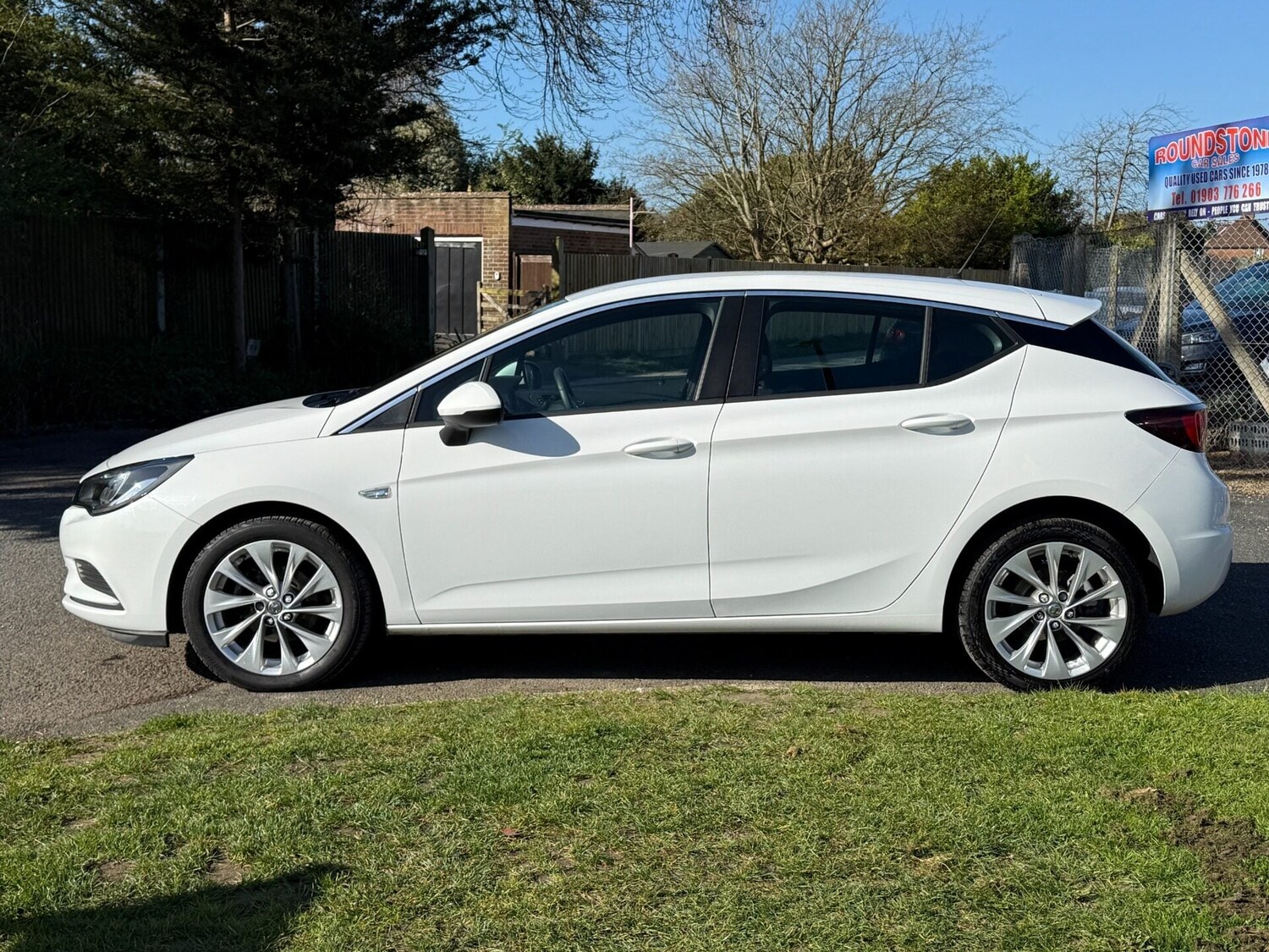 Used Vauxhall Astra 2017 for sale - 78054343: Photo 7