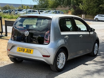 Used Volkswagen up! 2018 for sale - 79432590: Photo