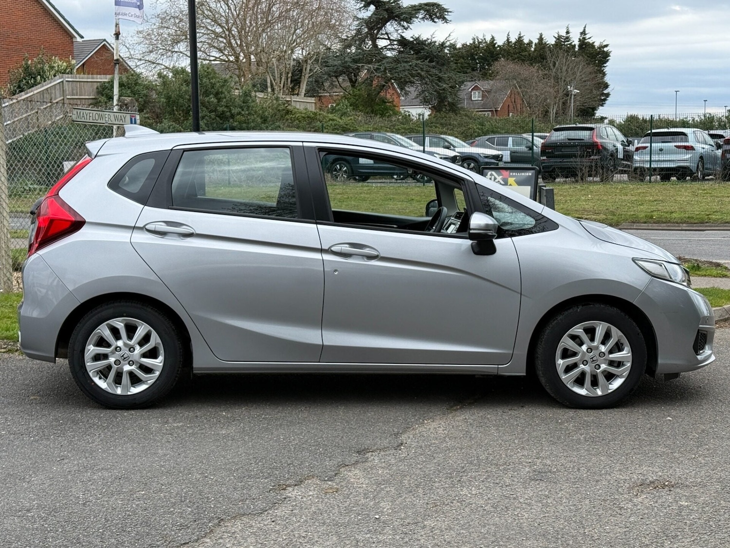 Used Honda Jazz 2019 for sale - 78097916: Photo 2