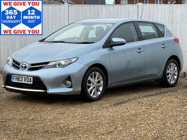 Used Toyota Auris 2014 for sale - 74816958: Photo 1