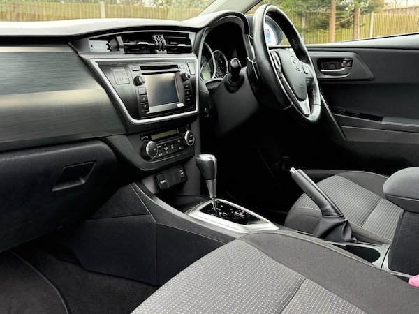 Used Toyota Auris 2014 for sale - 74816958: Photo 35
