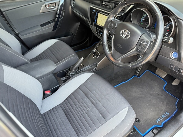 Used Toyota Auris 2017 for sale - 75422440: Photo 12